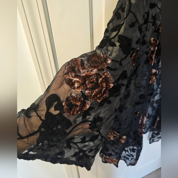 POL Black Lace and Velvet Floral Boho Open Cardigan Size S/M - Picture 3 of 7